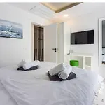 Atemberaubende Am Liebespfad Mit Privatpool, Meerblick, Moskitonetzen, Bbq-bereich Crikvenica