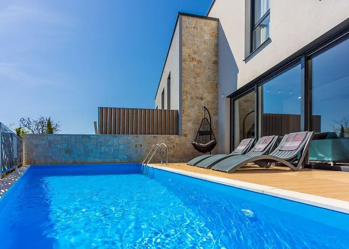 Atemberaubende Am Liebespfad Mit Privatpool, Meerblick, Moskitonetzen, Bbq-bereich *