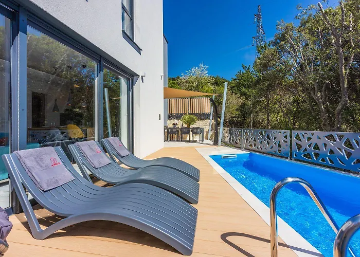 Atemberaubende Am Liebespfad Mit Privatpool, Meerblick, Moskitonetzen, Bbq-bereich Vikendica *